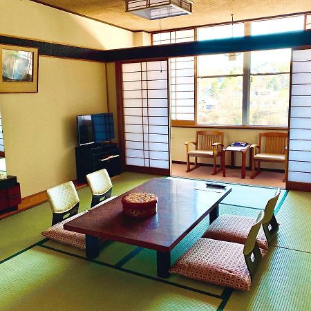 Kirishimaya Ryokan Кусацу Екстер'єр фото