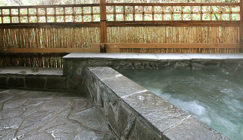 Kirishimaya Ryokan Кусацу Екстер'єр фото